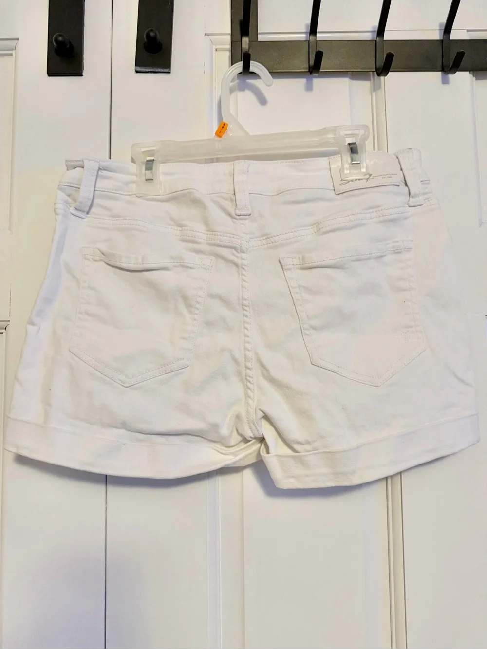 Seven7 White Denim Cuffed Weekend Shorts Size 4 Stretch Cotton